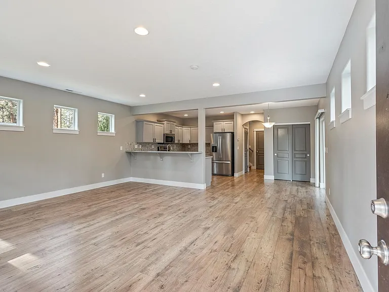 952 Timber Pine Dr — Photo 3