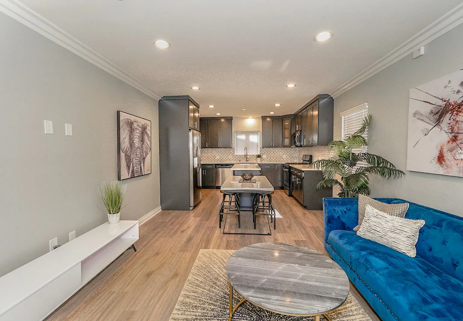 4508 Esmeralda Street, Unit 4508 — Photo 4