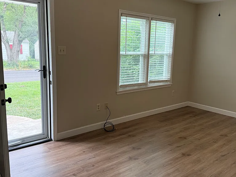 801 Ridgeway Ave — Photo 6
