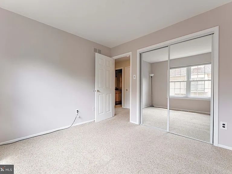 11 Chateau Cir — Photo 28
