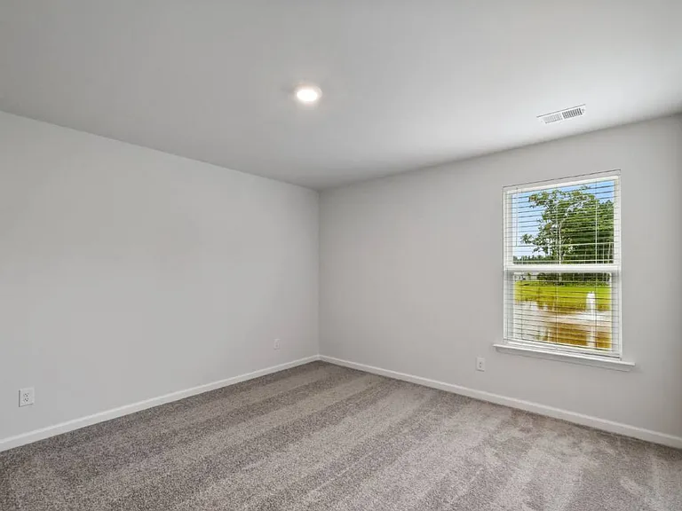 56 Cedar View Cir — Photo 7