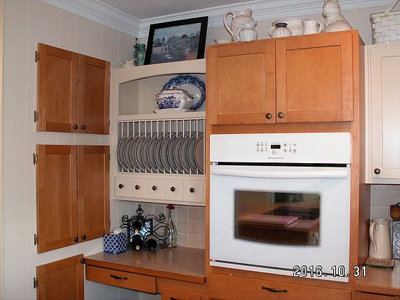 Kitchen-oven & plate rack