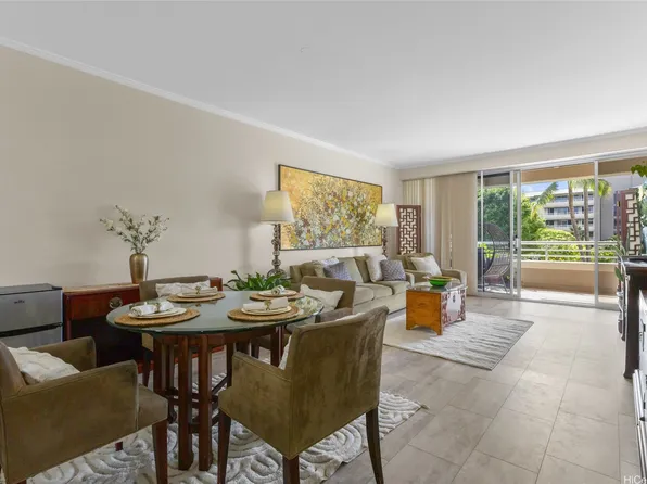 1 Keahole Pl APT 3310, Honolulu, HI 96825