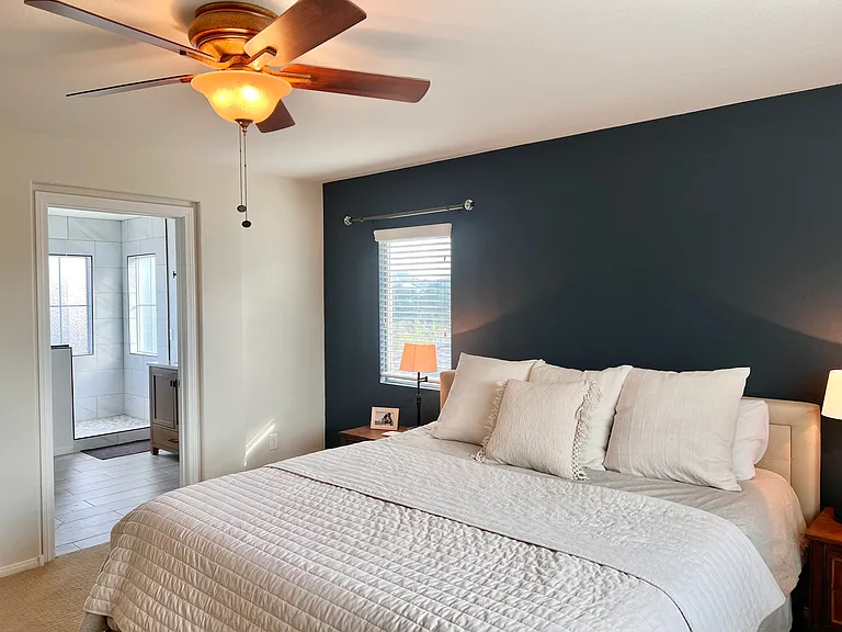 Master Bedroom 
Dimensions: 18x14