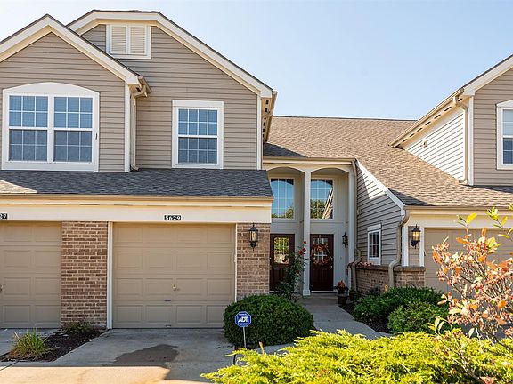 2nd image of 5629 Dockside Dr