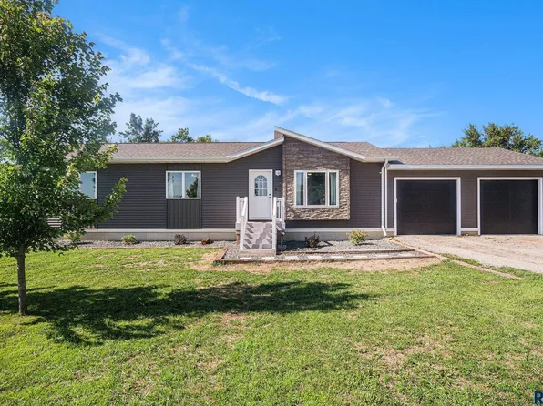 308 Dows St, Garretson, SD 57030