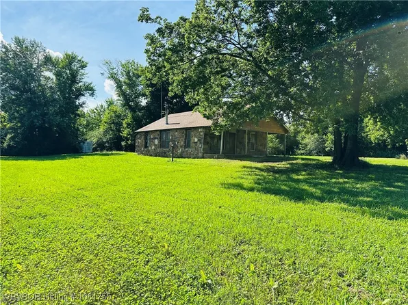 3329 Furry Way, Van Buren, AR 72956