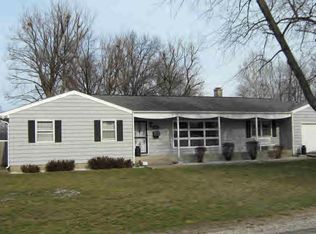 2815 Baumgart St, Danville, IL 61832