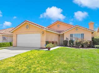 17635 Electra Dr, Victorville, CA 92395