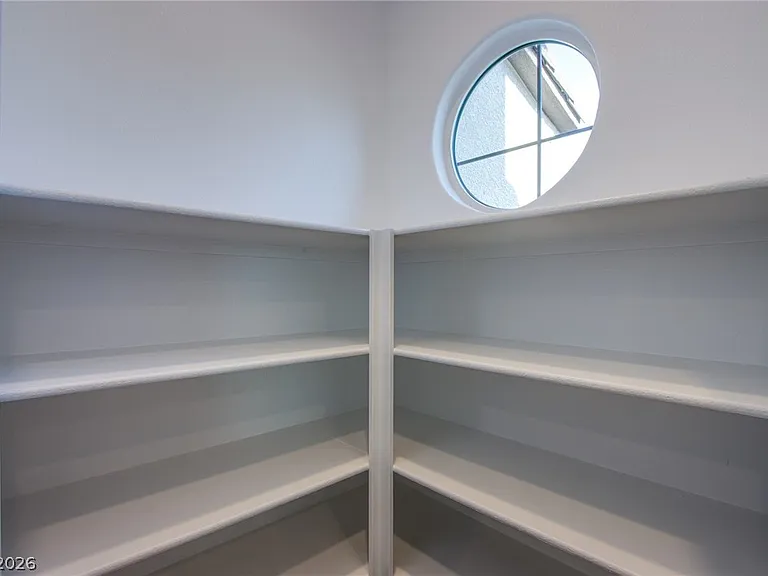 843 Watford Pl — Photo 13