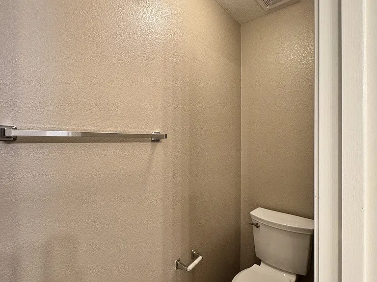 10453 N 76th Dr — Photo 8
