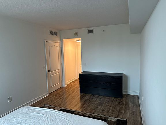 5th image of 117 NW 42nd Ave APT 1404