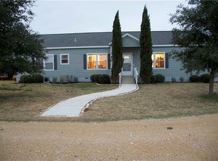 7815 Old Colony Line Rd, Dale, TX 78616
