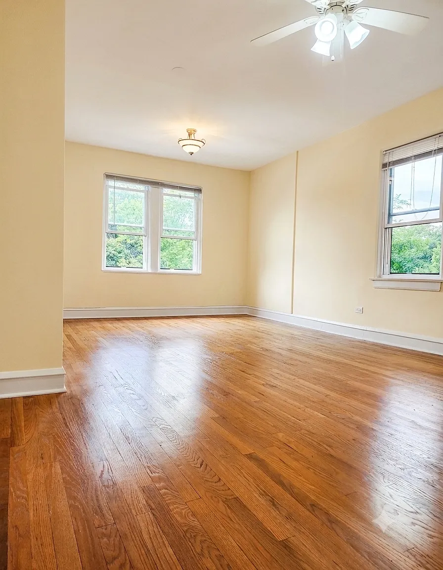3422 Arden Ave — Photo 3