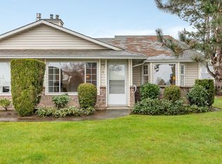 19249 Hammond Rd #7, Pitt Meadows, BC V3Y 2B8