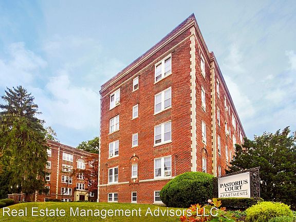 2nd image of 6600 Lincoln Dr APT A2