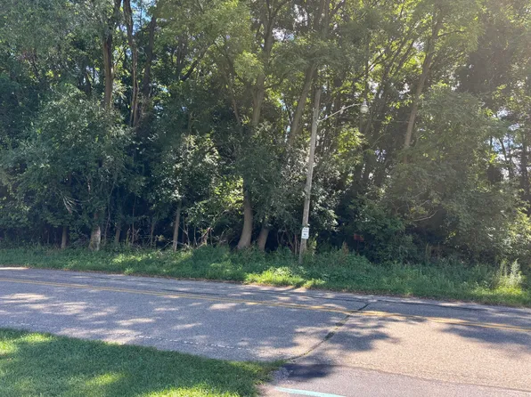 30 & 40 Logan St, Hillsdale, MI 49242