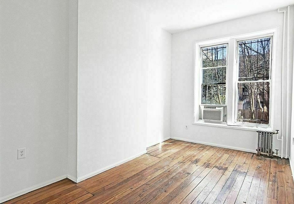 1st image of 728 Halsey St #2