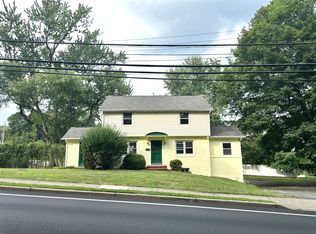 93 W Grand Ave, Montvale, NJ 07645