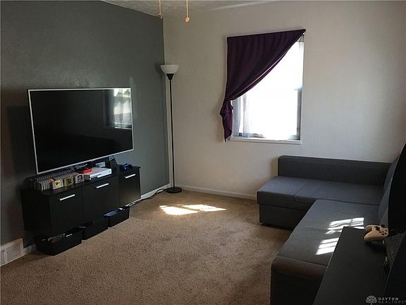 2nd image of 2544 California Ave