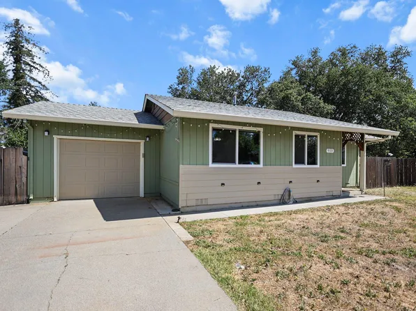 910 Ashmount Ave, Red Bluff, CA 96080
