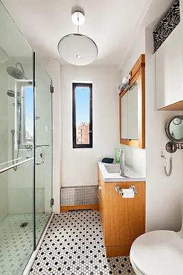 Sold by Patrick Quagliano, LREB | media 4