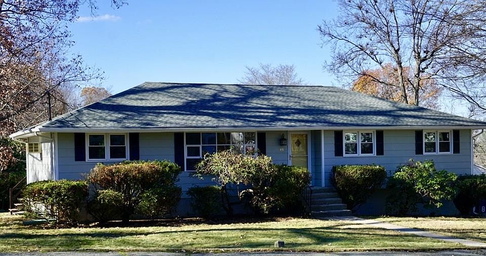 1st image of 45 Hillside Dr