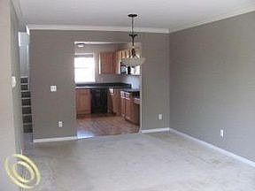 3rd image of 6256 Cheshire Park Dr