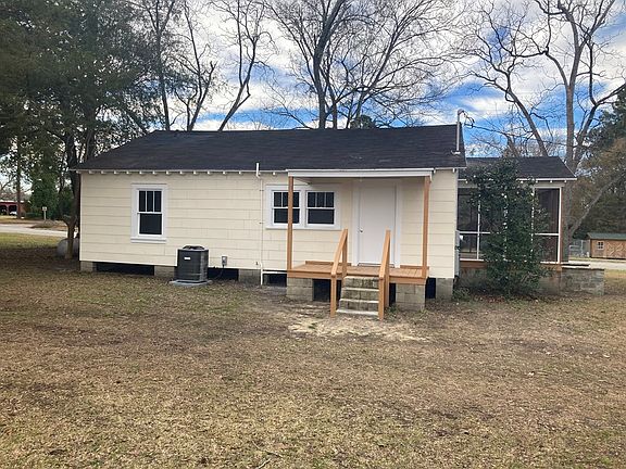 4th image of 270 E Ashley St