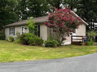 730 Dogwood Dr, Green Lane, PA 18054