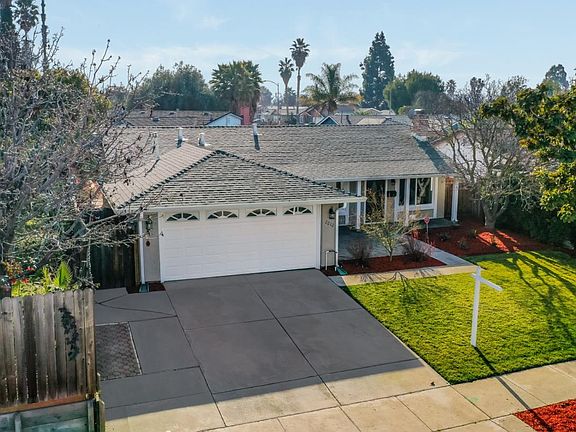 4th image of 2212 Shadowtree Dr