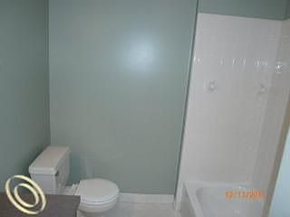 3rd image of 9269 Lamont St