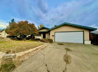 280 Markham Ave, Vacaville, CA 95688