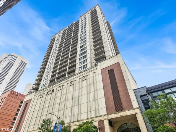 630 N State St APT 1810, Chicago, IL 60654