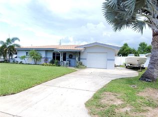 13939 Jamaica Dr, Seminole, FL 33776