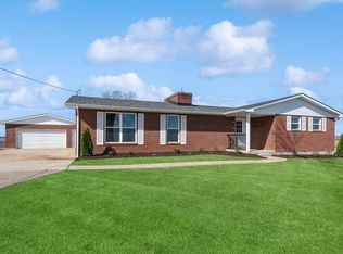 6115 Grafton Ferry Rd, Portage Des Sioux, MO 63373