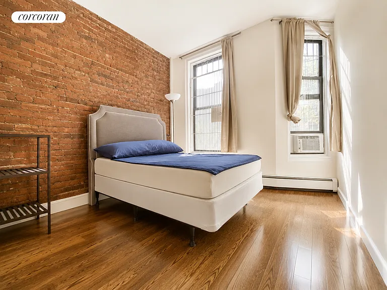 1433 Bedford Ave #5 — Photo 2