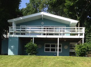 16 Lake Terrace Dr, Danbury, CT 06811