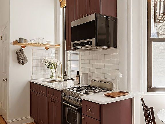 4th image of 173 Bleecker St APT 1