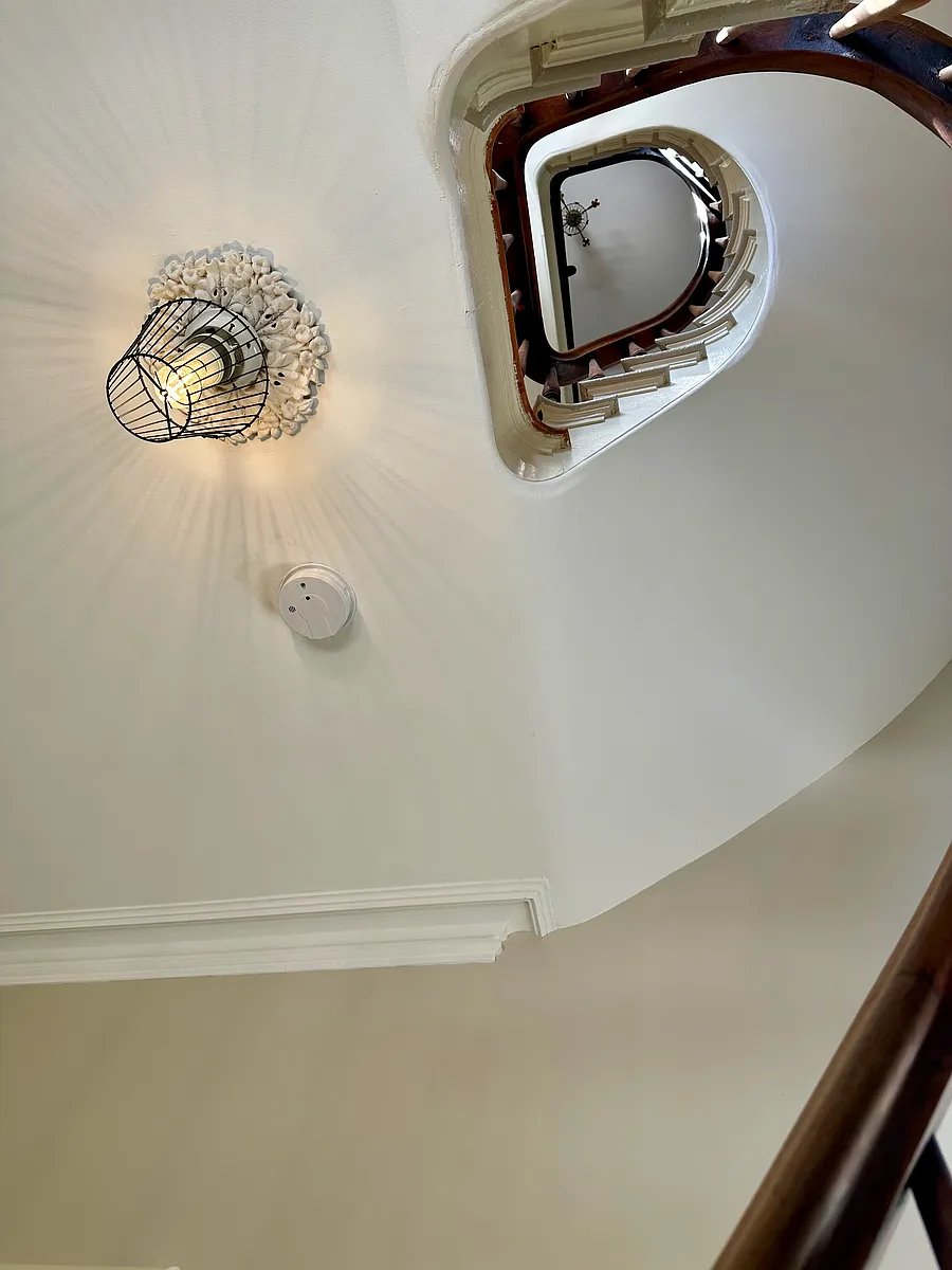 Front Stairwell with Victorian period features - 71 Chapin Ave #2