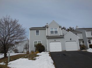 18 Buffalo Hollow Rd, Branchburg, NJ 08876