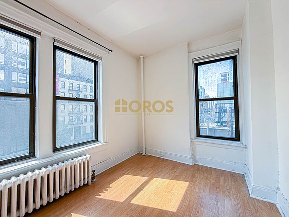 4th image of 558 Broome St APT 5
