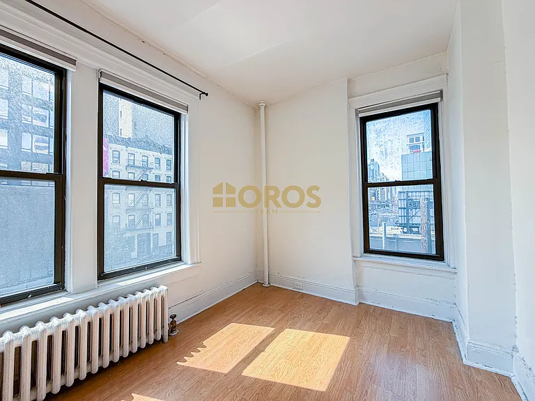 558 Broome St #5 — Photo 4