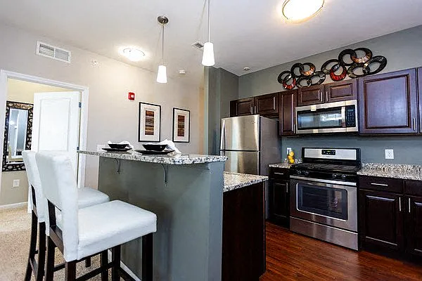 Prairie Point Apartments — Photo 7