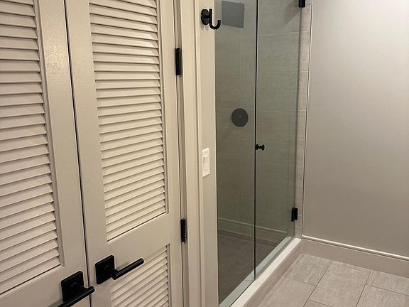 4th image of 151 W 9th Ave #812