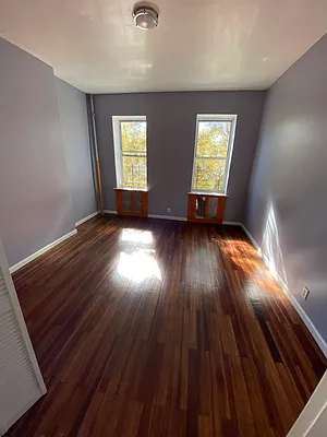 Rented by Nooklyn NYC LLC | media 13