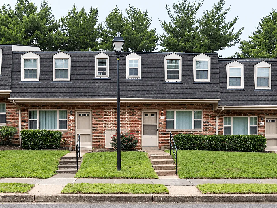 The Orchards at Severn Townhomes*