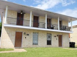 6950 Yorktown Dr, New Orleans, LA 70127