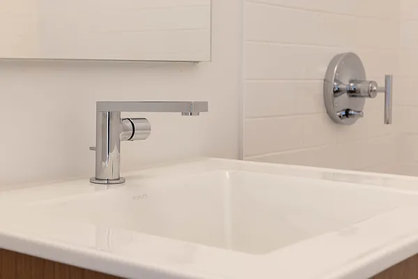 Sold by Compass | media 16