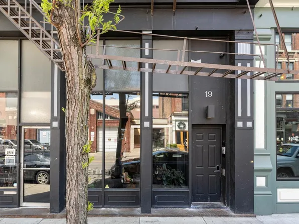 19 W Court St Unit 4, Cincinnati, OH 45202